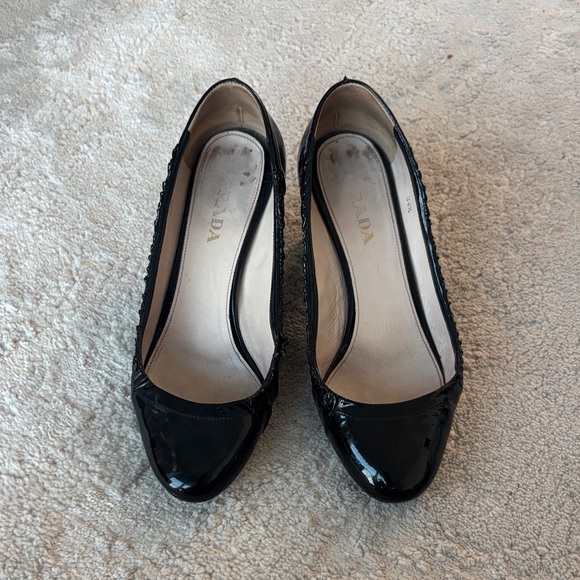 Prada Black Patent Leather Heels - Picture 2 of 7